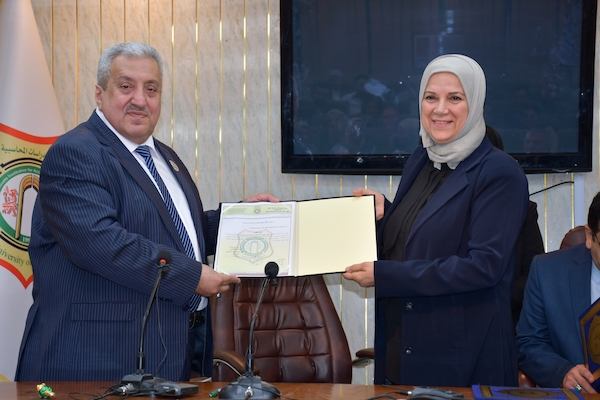 توزيع شهادات شكر وتقدير (3)