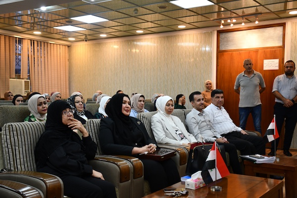 تكريم الموظف المثالي (3)